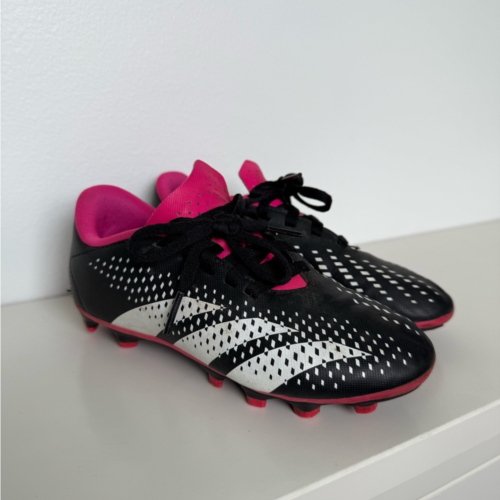 Adidas girls soccer cleats